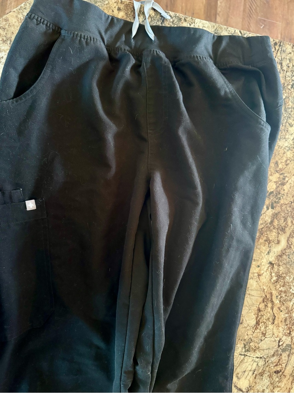 Figs Women's Black Straight-Leg Drawstring Scrub Pants - Picture 3 of 3